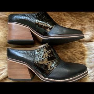 Sophie Mule black leather size 8-8.5